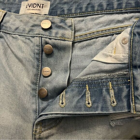 NWOT EVIDNT Los Angeles Light Wash Cotton Distressed Denim Jean Cuff Shorts 27 - Picture 10 of 10